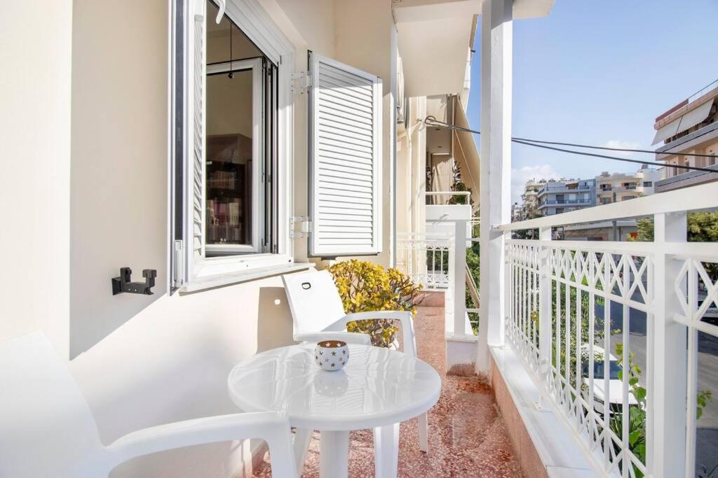 Vintage Charm Apt Near Centre Heraklion  Luaran gambar