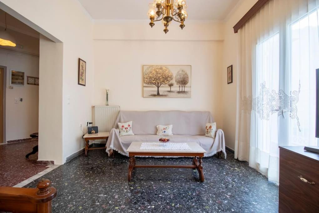 Vintage Charm Apt Near Centre Heraklion  Luaran gambar
