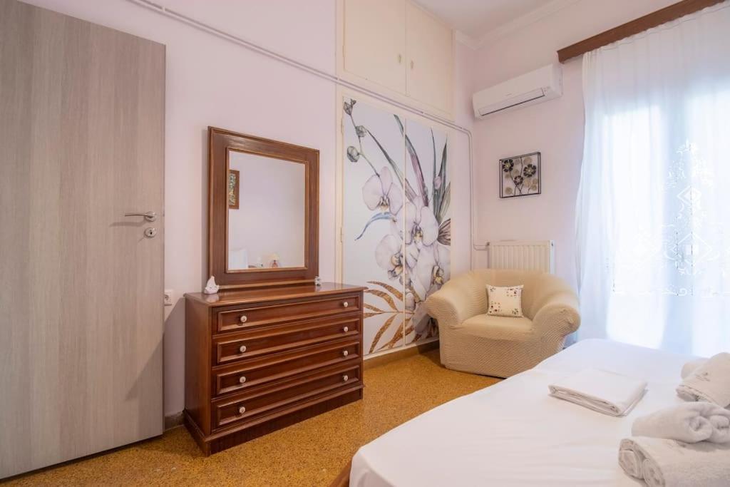 Vintage Charm Apt Near Centre Heraklion  Luaran gambar