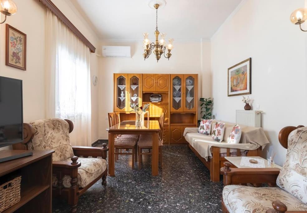 Vintage Charm Apt Near Centre Heraklion  Luaran gambar